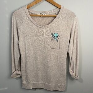 Urban Heritage Women's Long Sleeve Pocket Alien Fine Knit T-shirt‎ Size Small